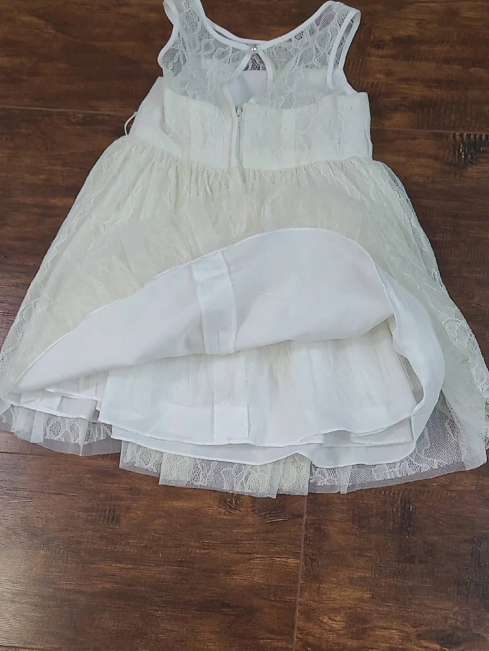 David's Bridal Ivory Lace Flower Girl Dress Size 3t - Picture 6 of 6